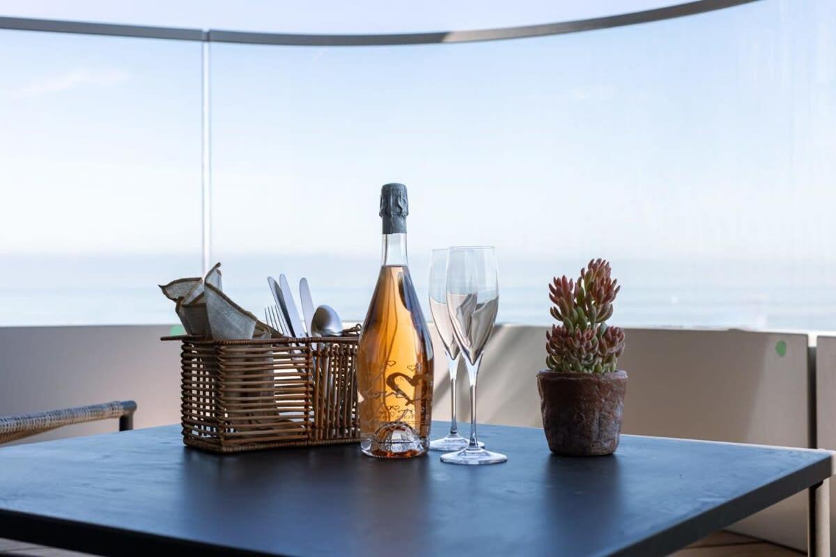Huswell - Stunning Apartment With Breathtaking Views Остенде Екстериор снимка